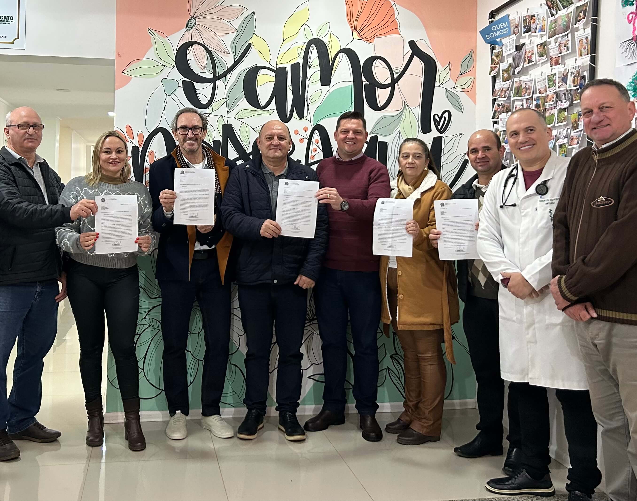 Capa Seberi recebe entrega de emenda parlamentar do Deputado Osmar Terra, a pedido de vereadores do município de Seberi, à Fundação Hospitalar Pio XII