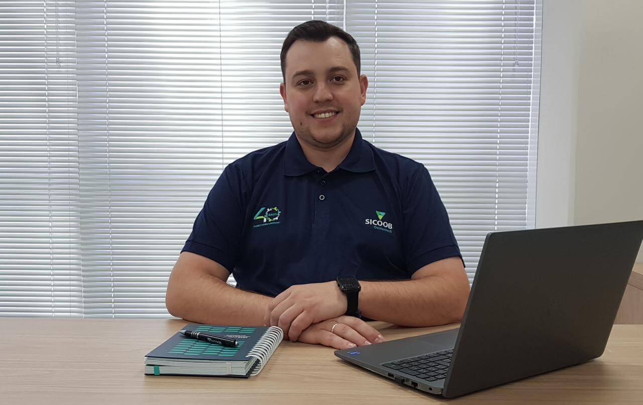 Capa Sicoob empossa novo gerente da agência de Seberi