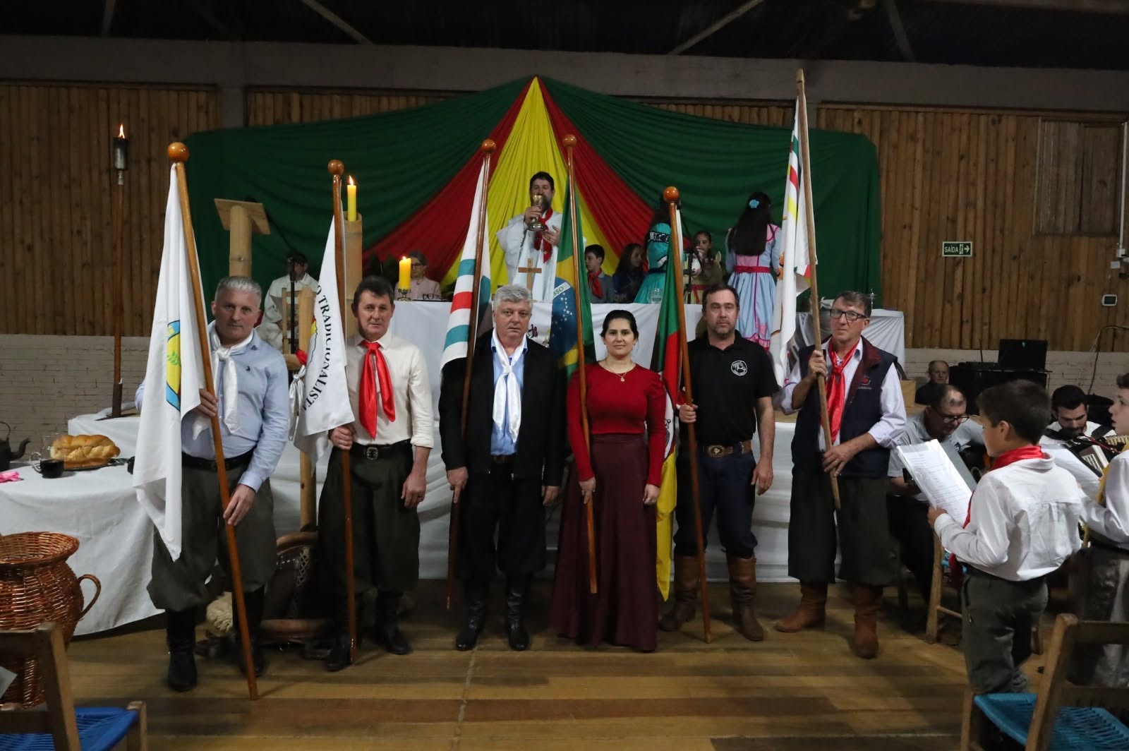 Capa Liberato Salzano acolheu a Chama Crioula e abriu oficialmente a Semana Farroupilha 2026